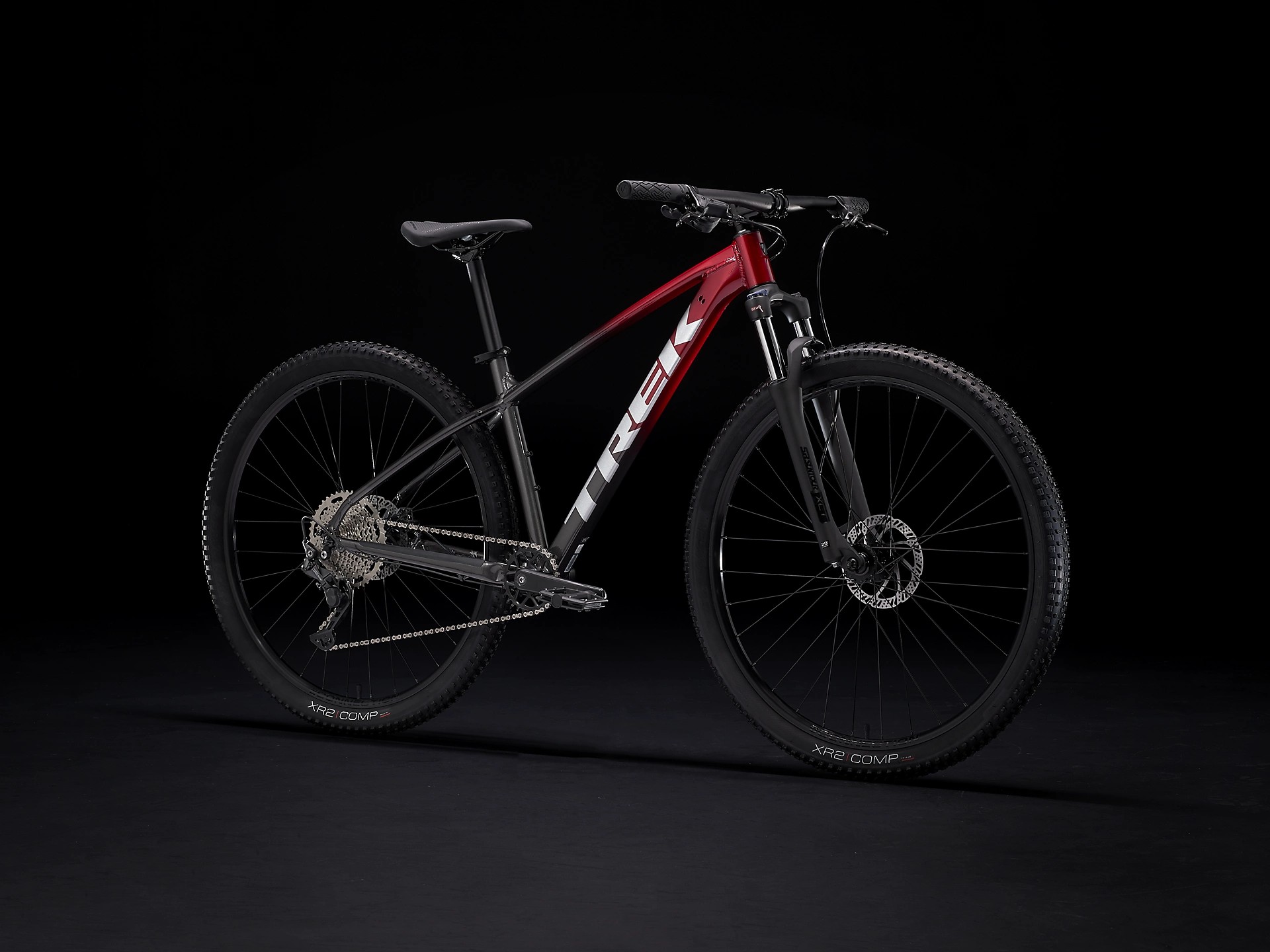 Trek black red sale